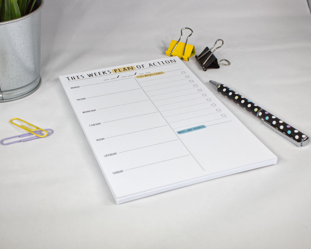 bespoke weekly desk planner with tear off sheets